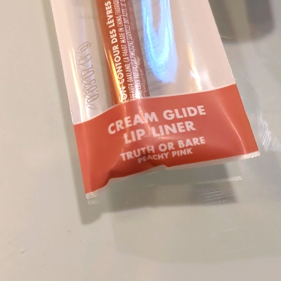 Smashbox & ELF Eye & Lip Kit - Picture 4 of 5